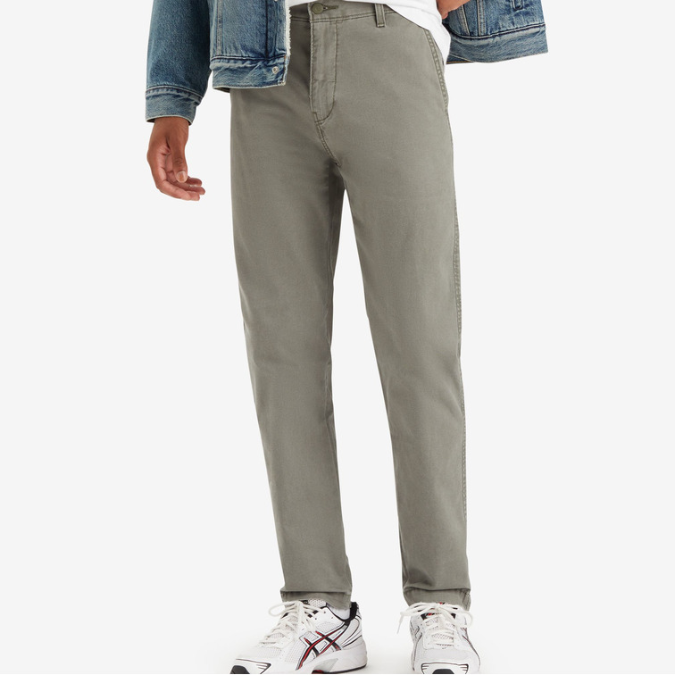 PANTALÓN CHINO ESTÁNDAR CÓNICO LIGHTWEIGHT HOMBRE LEVI'S