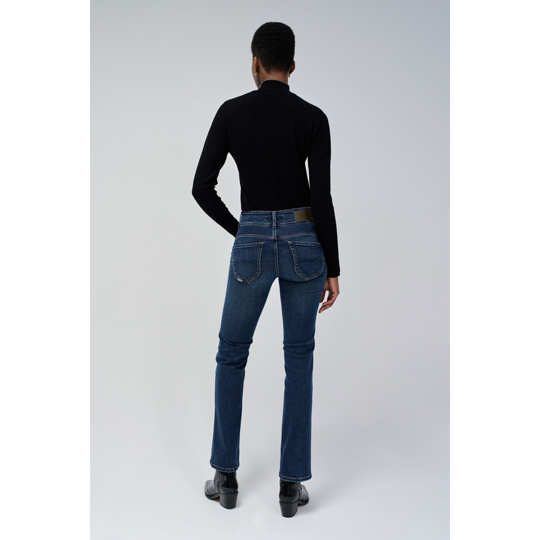 VAQUERO MUJER SALSA JEANS RECTO EFECTO PUSH IN