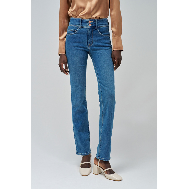 VAQUERO SLIM MUJER SALSA JEANS SECRET TIRO MEDIO EFECTO PUSH IN