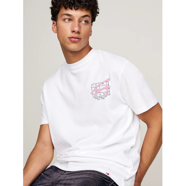 CAMISETA HOMBRE  TOMMY JEANS LOGO ESTILO GRAFFITI