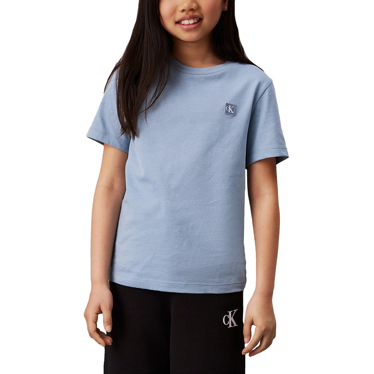 CAMISETA INFANTIL CON PARCHE LOGO CALVIN KLEIN JEANS