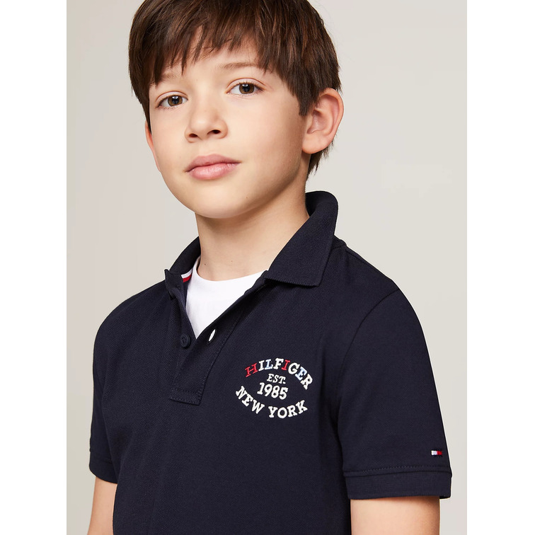 POLO DE CORTE REGULAR CON MONOTIPO NIÑO TOMMY HILFIGER