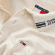 POLO HOMBRE TOMMY JEANS CUELLO RIBETEADO FIT REGULAR