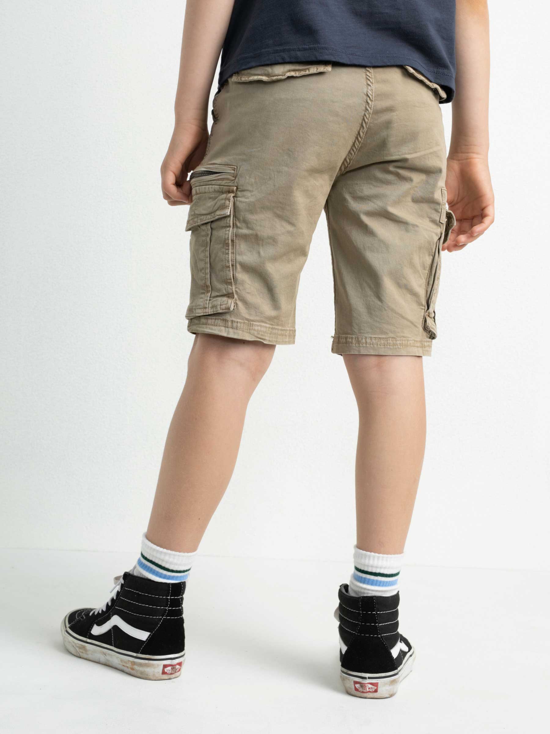 Pantalón corto chándal básico niño 611 Cemento vig - Koko's Peques